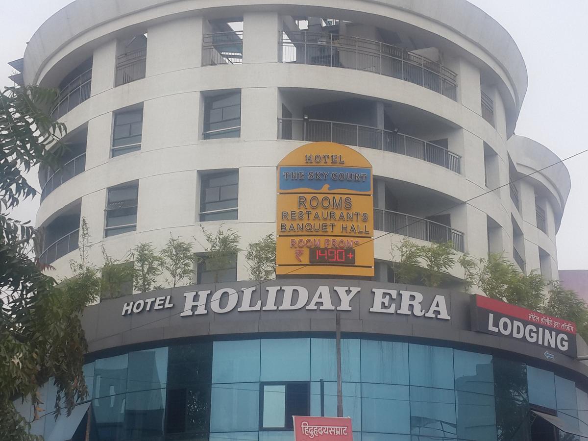 Hotel Holiday Era Opposite Railway Station Aurangabad  Exterior foto